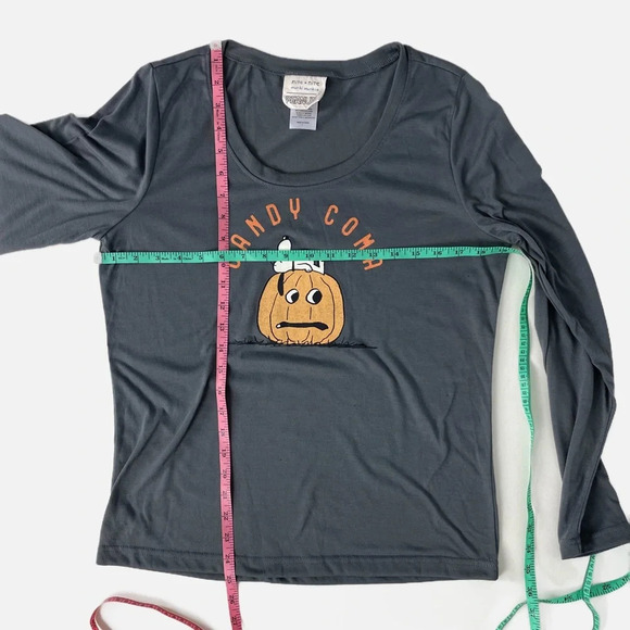 munki munki nite nite Peanuts Snoopy Candy Coma Hallowe’en PJ Top Shirt Large - Picture 6 of 7